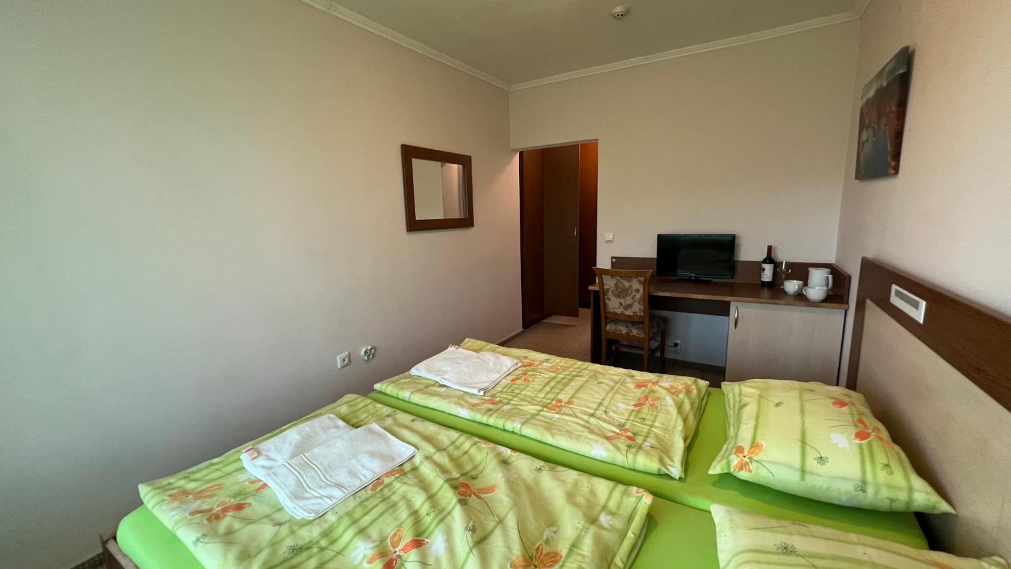 Hotel Gorna Banya Sófia Quarto foto